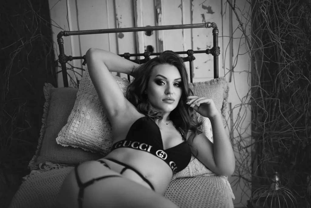Kobieca sesja sensualna w Koninie – ujęcie 3