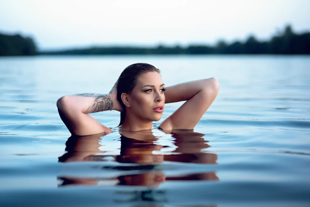 Kobieca sesja sensualna w Koninie – ujęcie 28